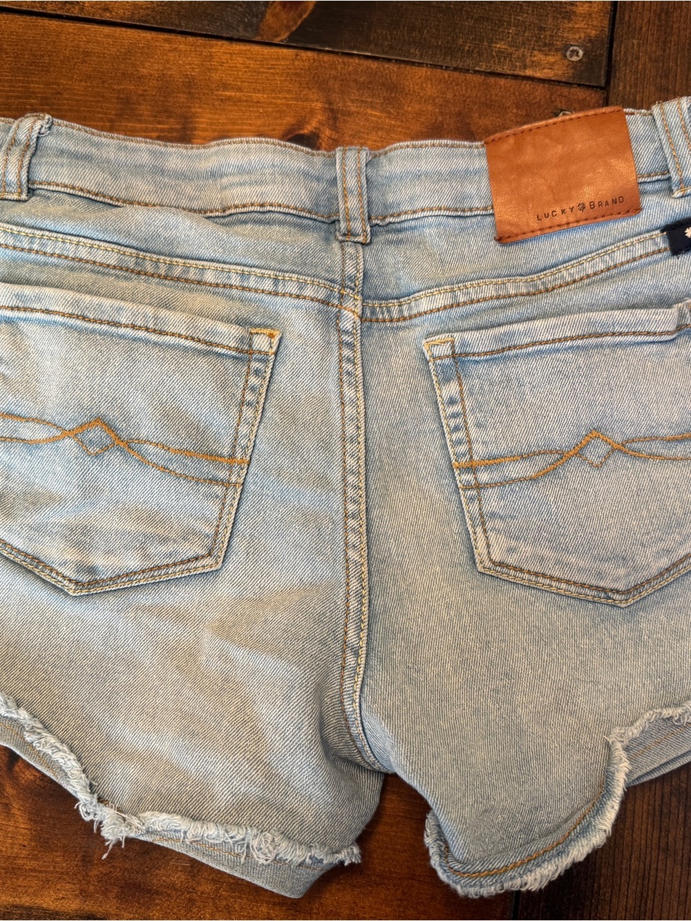 Lucky Brand Light Blue Riley Short Denim Shorts - Picture 4 of 4